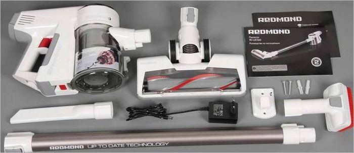 REDMOND RV-UR360 v krabici REDMOND RV-UR360 v krabici