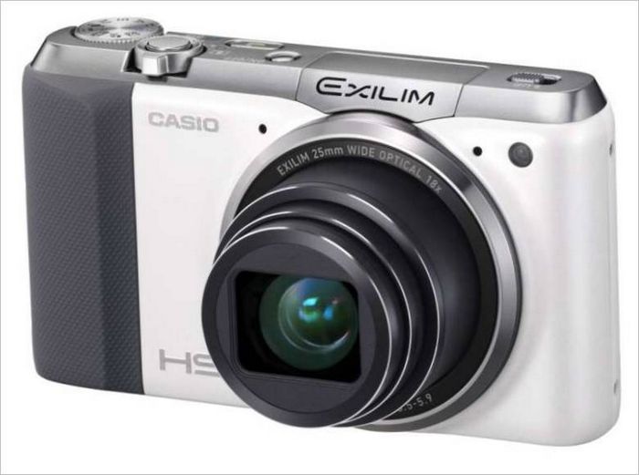 Kompaktní fotoaparat Casio EXILIM EXZR 700we