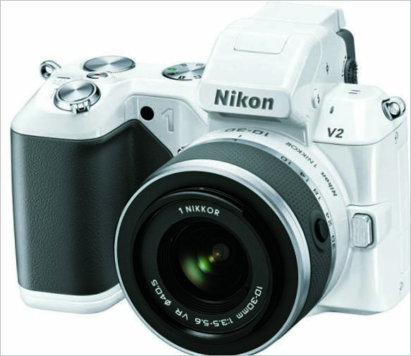 Superrychlý fotoaparát Nikon 1 V2 - v bílé barvě