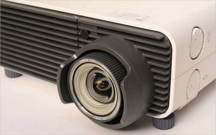 Multimediální projektor Capop WX450 ST