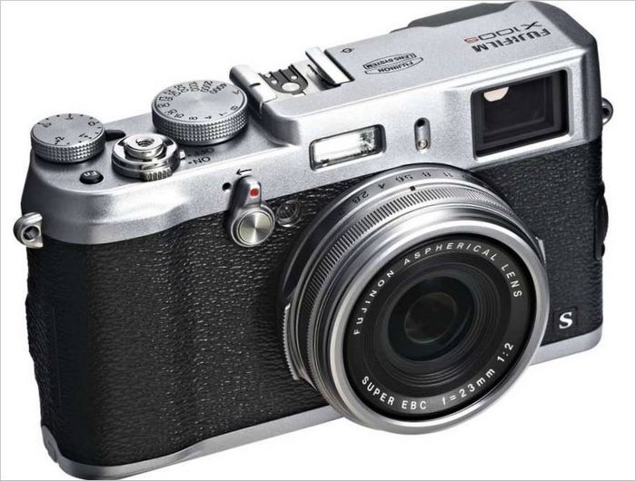 Kompaktní fotoaparát FUJIFILM FinePix X100S