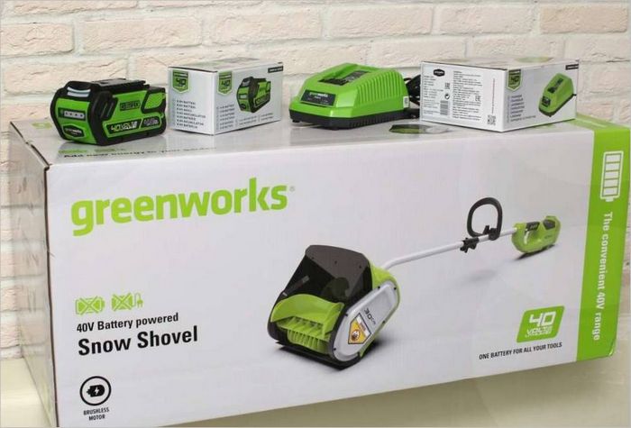 Greenworks 40V v krabici