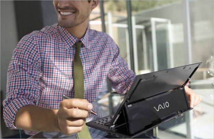 Sony VAIOTM Duo 11 ultrabook hybridní slider