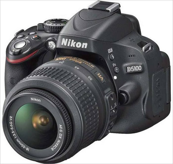 Digitální zrcadlovka Nikon D5100