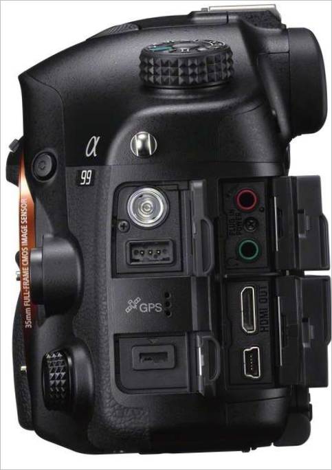 Kompaktní digitální fotoaparát Sony α99 - konektory