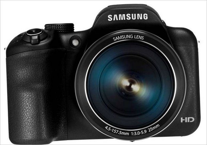 SMART kamera Samsung WB1100F - pohled zepředu