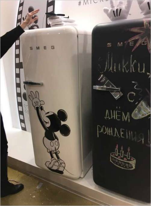 Ledničky Mickey Mouse