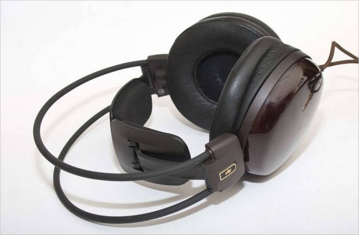 Sluchátka Audio-Technica ATH-W3000ANV