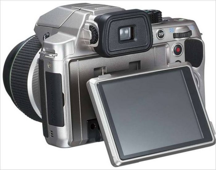 Kompaktní fotoaparát PENTAX X-5 - Displej