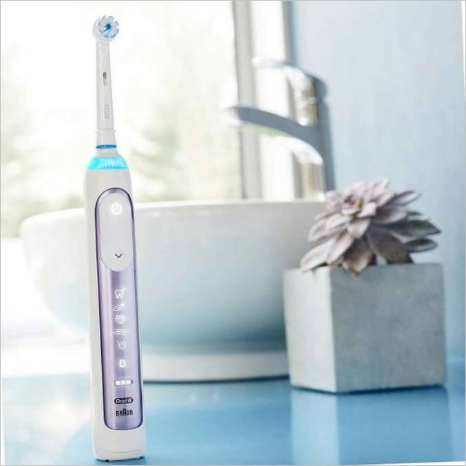 Zubní kartáček Oral-B Genius