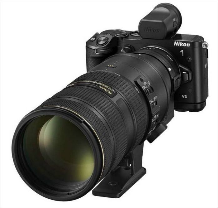 Bezzrcadlovka Nikon 1 V3 - teleobjektiv
