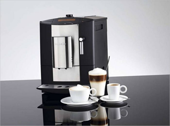 Kávovar Miele CM 5200