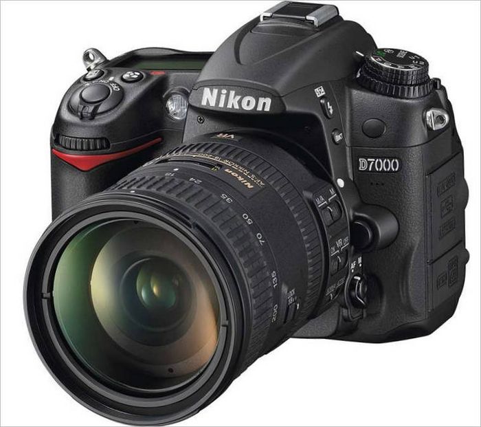 Digitální zrcadlovka Nikon D7000