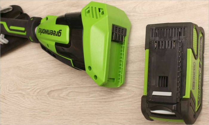 Montáž zařízení Greenworks G40PSF Montáž zařízení Greenworks G40PSF